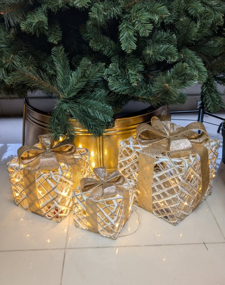 Kit 3 Caixas de Presente Natalinas com Luz de LED